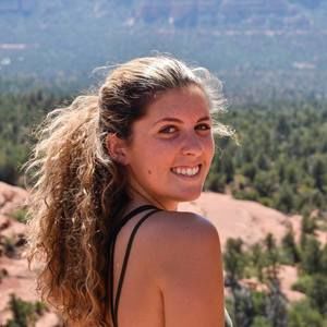 Meet your Posher, Kelli